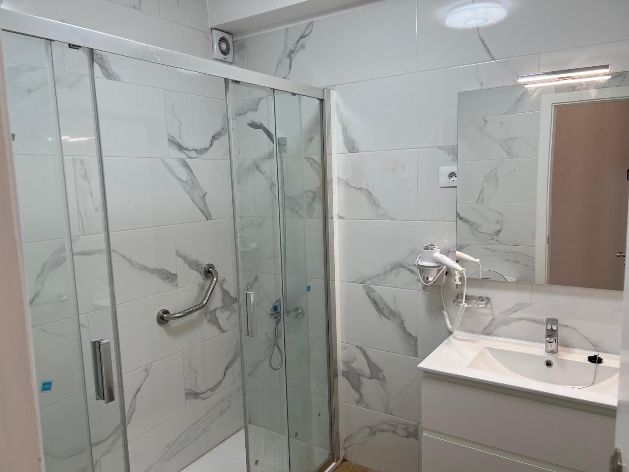 Garden City Apartment Privado Playa Feñabe Eksteriør bilde